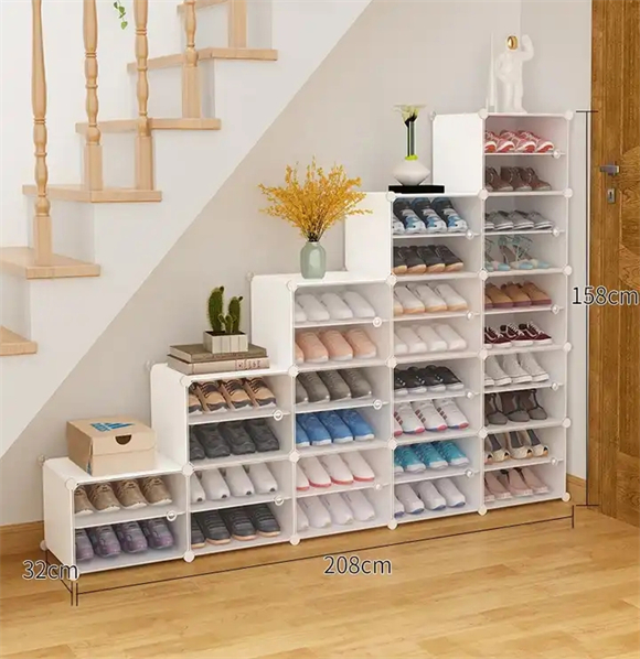 Shoe rack with cover